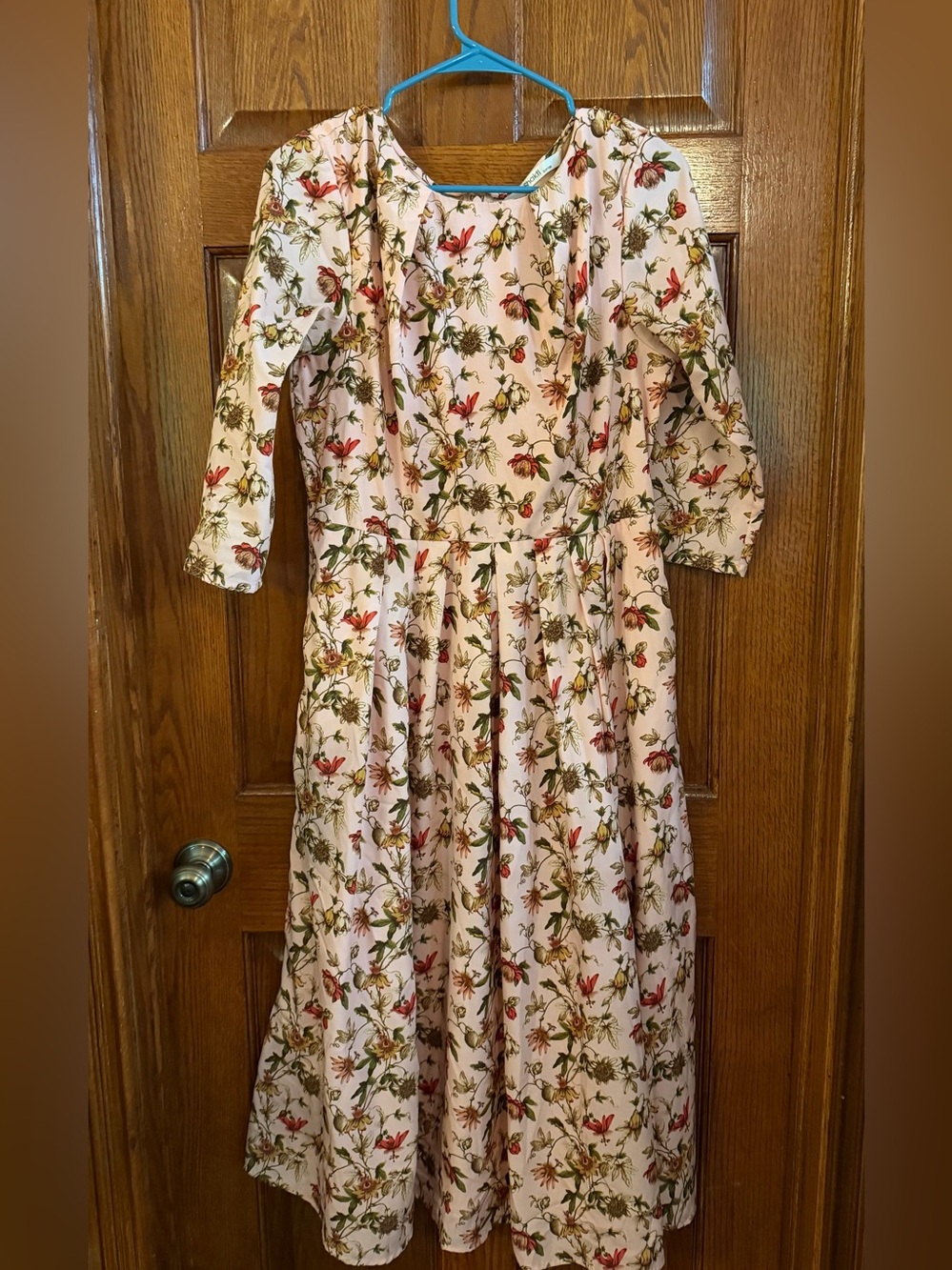 Eshakti Custom Dress Peach With Floral Print 3/4 Sleeves Large?